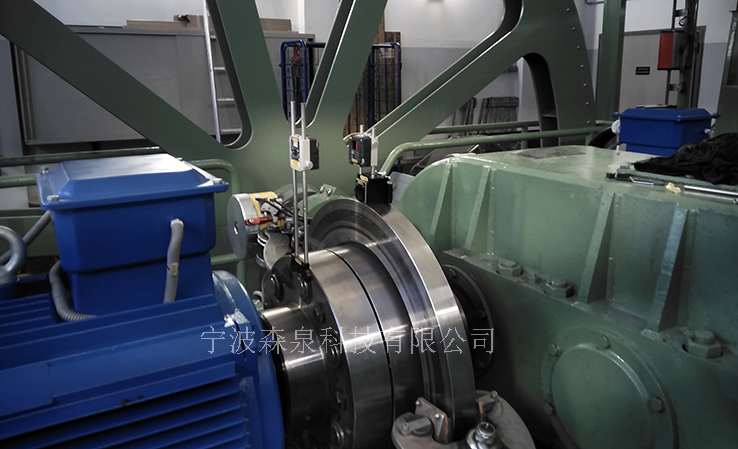 軸或萬向節(jié)軸對(duì)中